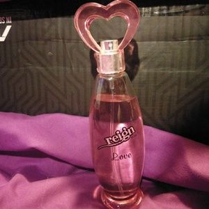 Reign Love Fragrance